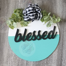 Load image into Gallery viewer, Welcome Wooden Door Hanger