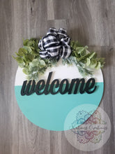 Load image into Gallery viewer, Welcome Wooden Door Hanger