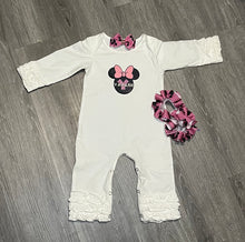 Load image into Gallery viewer, Baby Box

